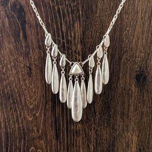 Lucky Brand Elegant Necklace